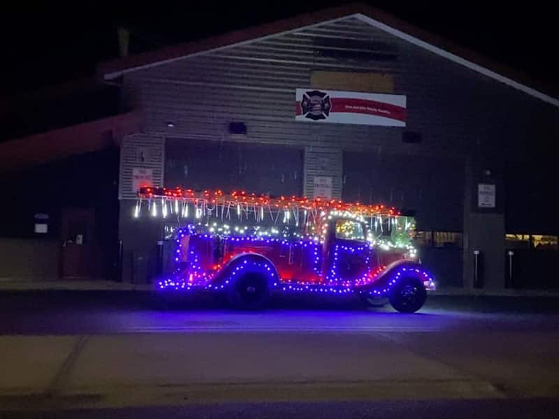 firetruck lit for Christmas