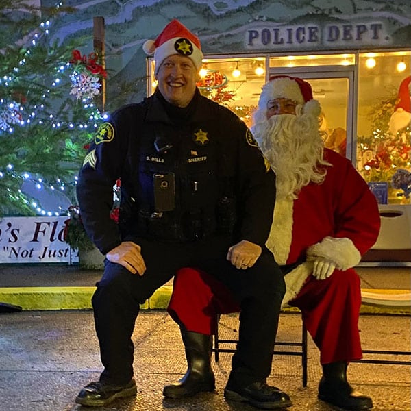 cop on santa's lap